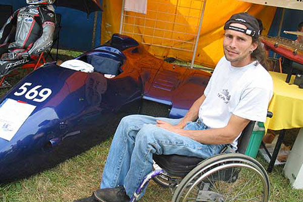 Thierry Pichon, paraplégique, veut pratiquer le side-car (...)