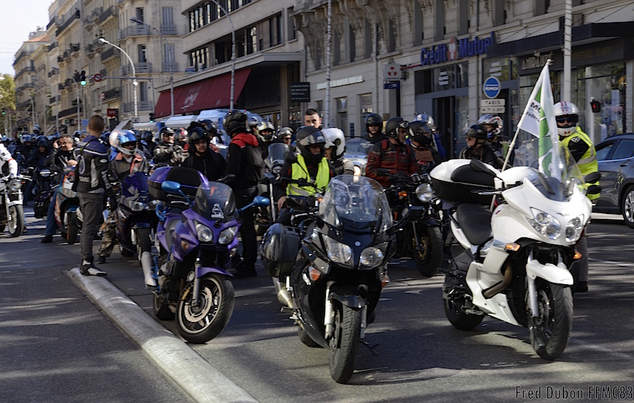 Manifestation FFMC à Toulon : 400 motards mécontents ont (...)
