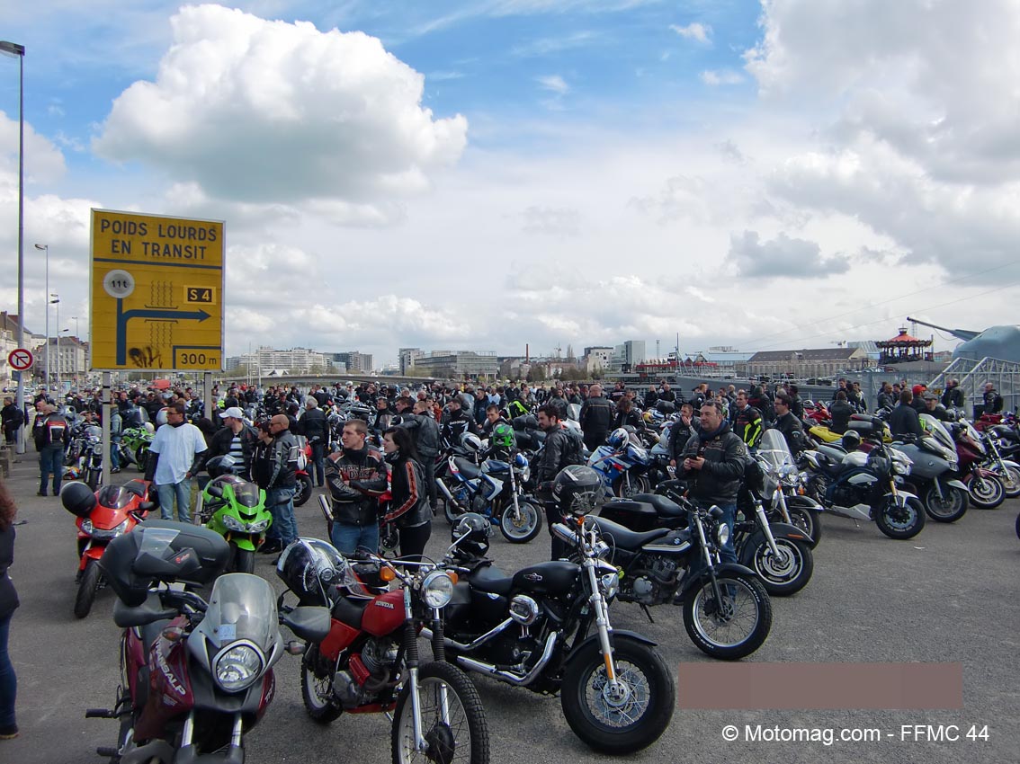 1 000 motards à Nantes contre le projet de contrôle (...)