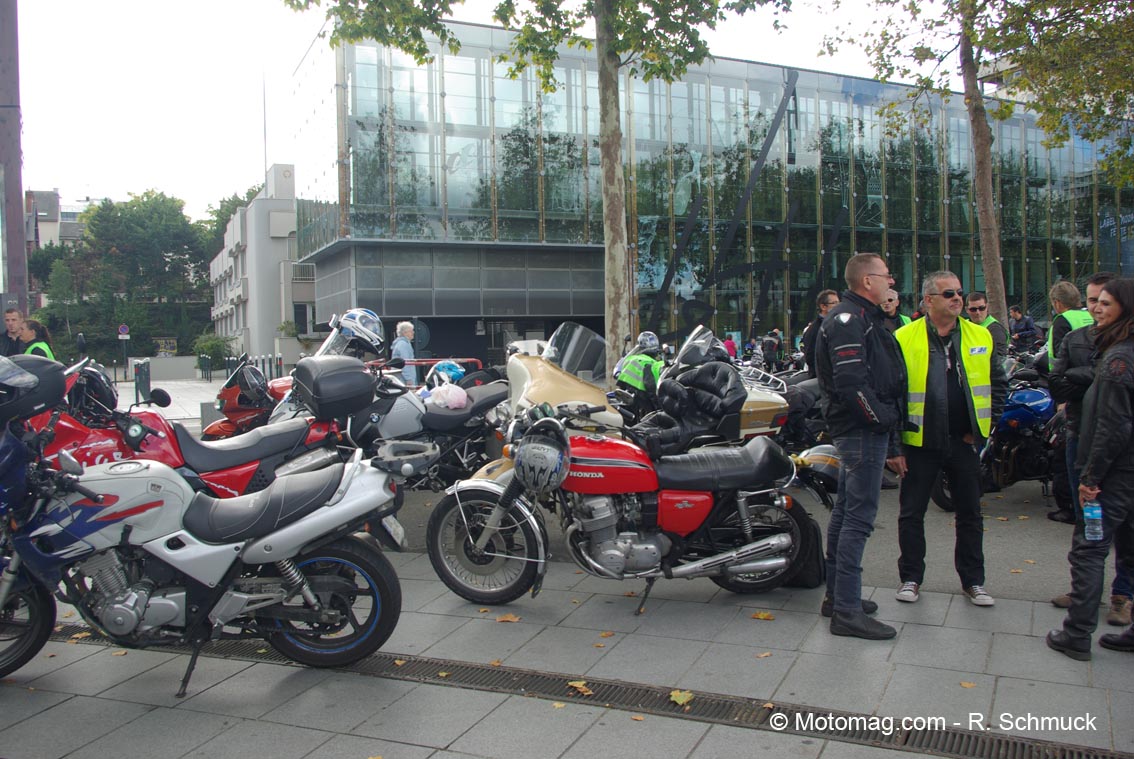 300 motards contre les interdictions de circulation à (...)