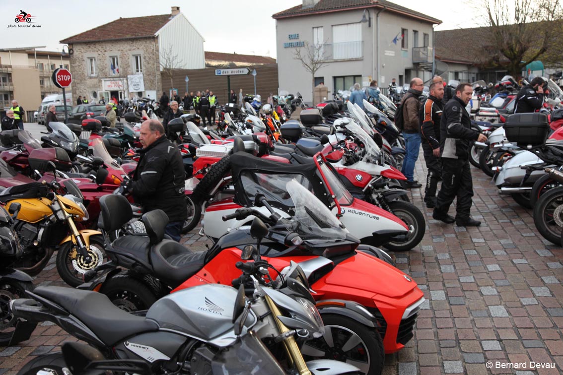Blog : reportage photo sur la balade Les motards ont du (...)