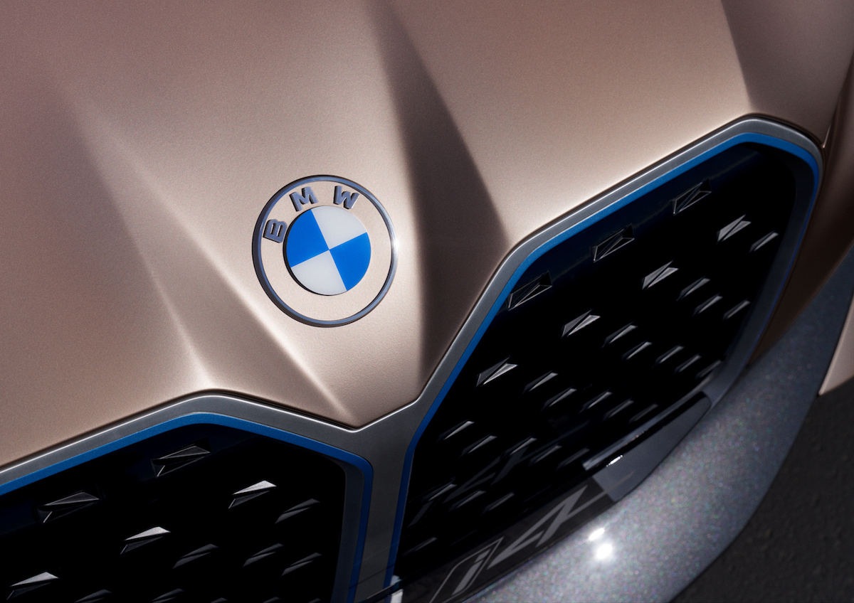 BMW modifie son logo pour la première fois depuis (...)