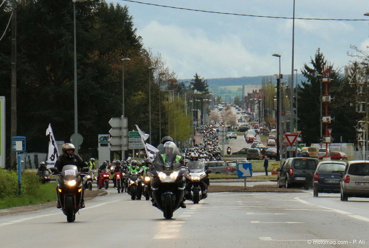 Manif FFMC 58 : 550 motards en colère à Nevers