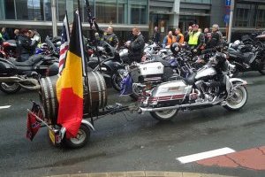 FBMC : 1000 motards en colère à Bruxelles