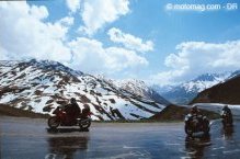 Conduire une moto en montagne