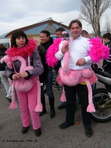 Carnaval des motards en rose.