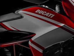 La Ducati Hypermotard SP aux couleurs du « Ducati Corse (...)