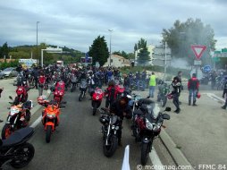 Manif moto dans le Vaucluse (84) : 400 motards (...)