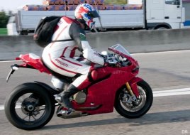 Photo volée : la Ducati 1199 Panigale, encore...