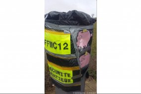 Aveyron : les motards inventent la « bâche » à radars