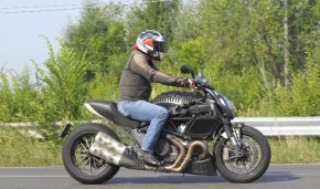 Ducati XXL : le mystérieux "monstre" d'un (...)