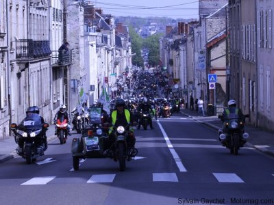 Manif FFMC 53 : 350 motards à Laval !