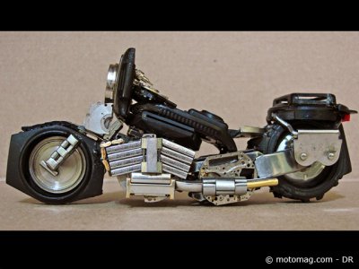 Des motos miniatures à partir de montres cassées