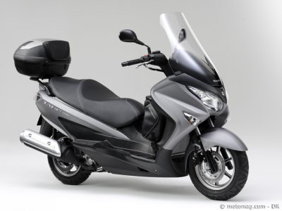 Suzuki Burgman 125/200 2014 : des options