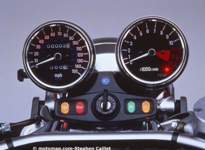 Kawasaki ZL 600 Eliminator 1995 : tableau de bord simple