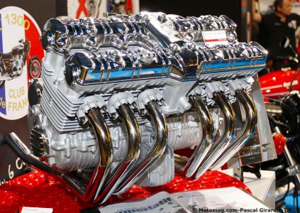 Salon Moto Légende 2015 : moteur Honda six cylindres en ligne