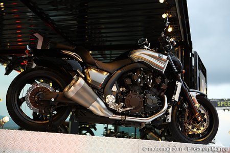 Yamaha V-Max 1700 : bestial