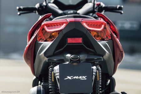 Yamaha X-Max 125 : Feu arrière