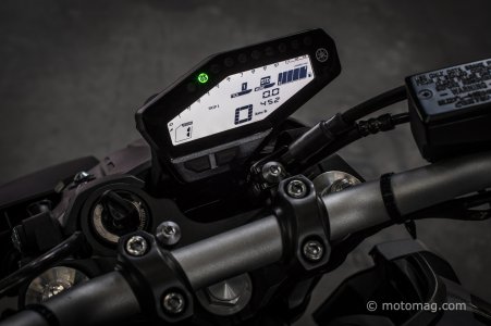 Yamaha MT-09 : mini tableau de bord !