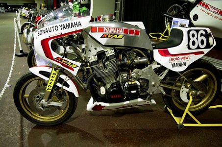 170 motos de course à Limoges : Yamaha Fior