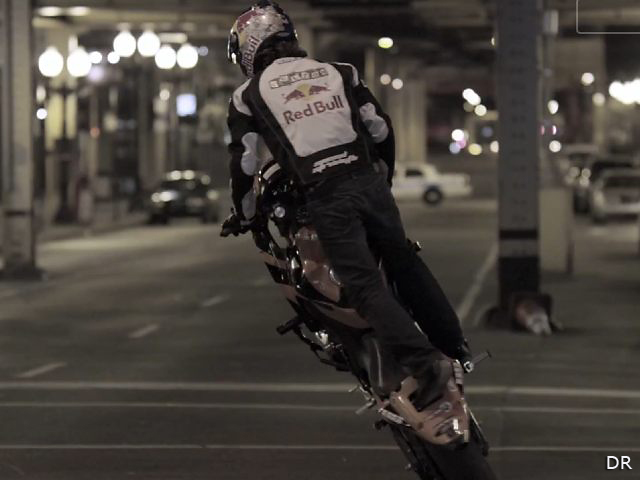 Stunt : démonstration dans les rues de Chicago