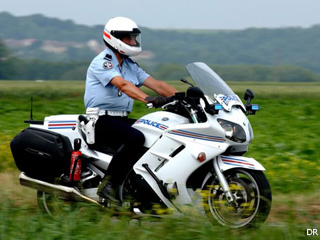 Police : un nouveau blouson moto d'été en 2013