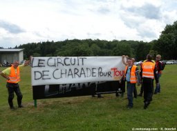 Puy-de-Dôme : manifestation pour le retour des motos sur (...)