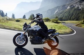 BMW F 800 R 2017, le roadster allemand polyvalent