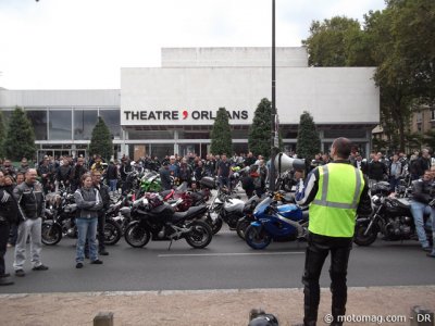 Anti-CT moto - Orléans : 800 motards au théâtre