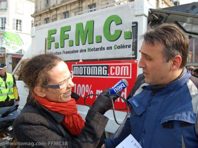 Manif à Grenoble  13 mars : la mutuelle en soutient
