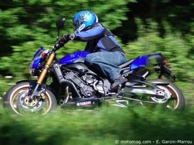 Yamaha FZ8 SP-R : modifications 