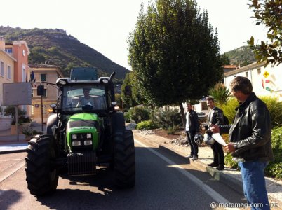 Anti-CT moto - Valence : agriculteur en colère