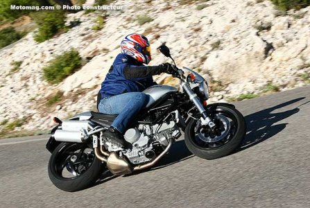 Ducati 1000 Monster S2R : moins de voix