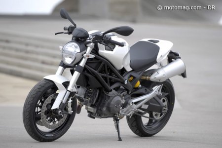 Ducati 696 Monster : béquille