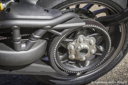 Ducati XDiavel S : la courroie, une première !