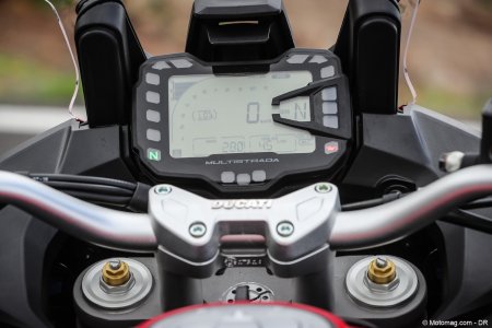 Ducati 950 Multistrada : écran lisible et clair