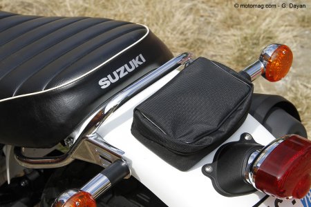 Suzuki VanVan 200 : trousse arrière