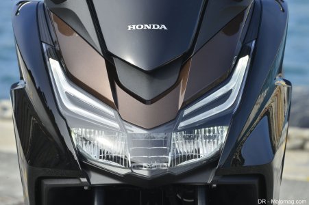 Honda Forza 125 : lumineux !