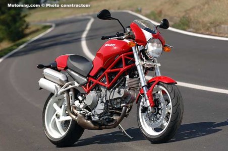 Ducati 1000 Monster S2R : saute vent